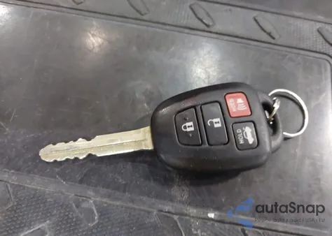 2015 Toyota Corolla Le Eco z USA, uszkodzony, nr VIN 5YFBPRHE0FP245968